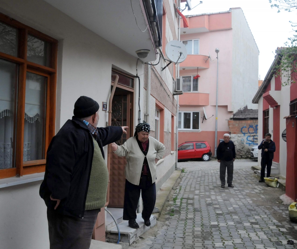 Duvar yazıları ile atışan kardeşler mahkemelik oldu 5