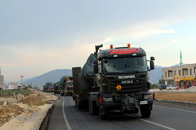 Zırhlı araçlar sınıra sevk ediliyor 1