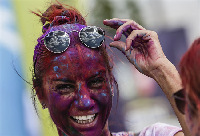 Ankara'da 'Renkli koşu festivali' dikkat çekti 1