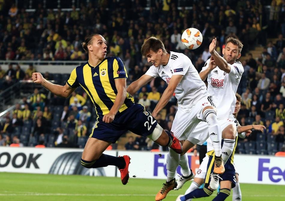 Fenerbahçe tribünlerinde Ersun Yanal sesleri 6