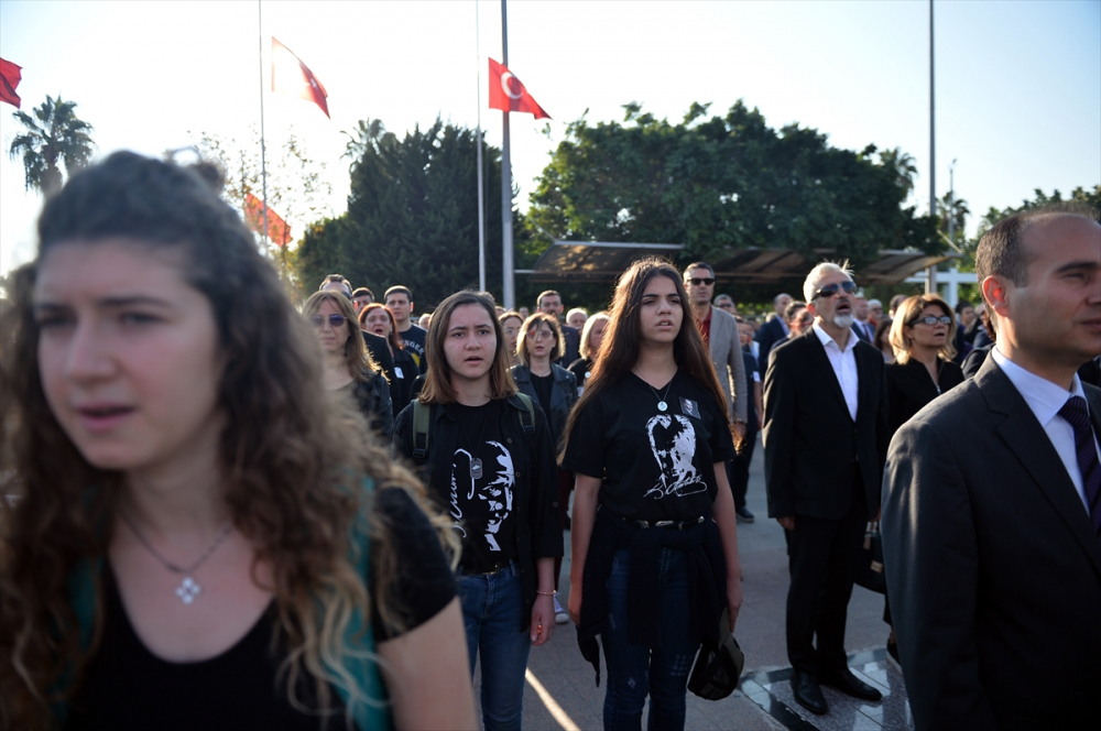 Ulu Önder Atatürk, tüm yurtta özlemle anılıyor 3