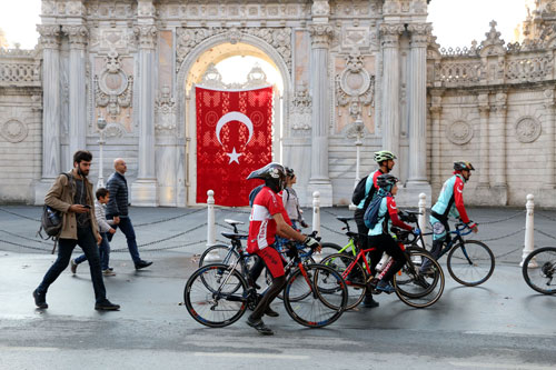 Dolmabahçe'ye akın ettiler 8