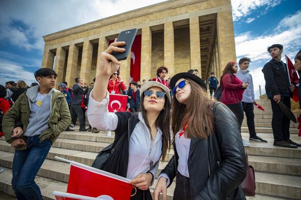 Gençler 19 Mayıs'ta Ata'sına koştu 7