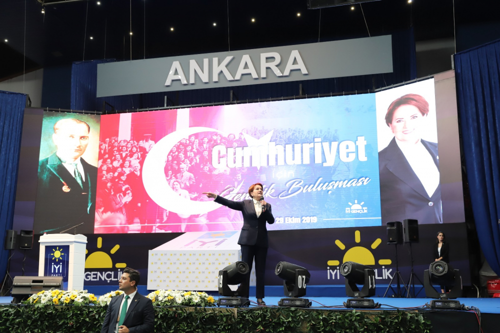 Akşener gençlere seslendi: "Sizler Cumhuriyetsiniz" 5