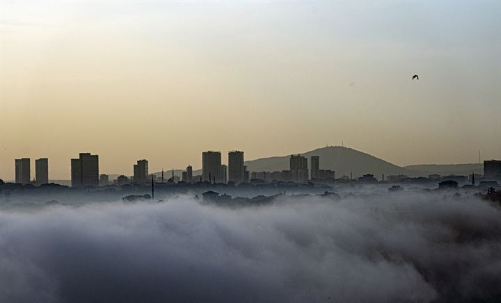 İstanbul Boğazı'nda sis manzaraları 12
