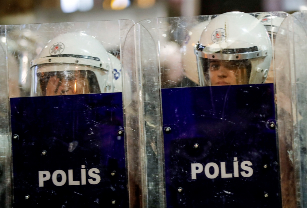 Kadınlar İstiklal Caddesi'nde yürüdü 6