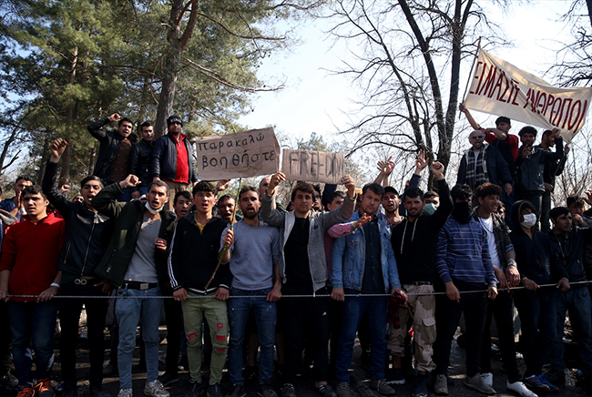 Yunanistan'dan gelen utanç fotoğrafları 38