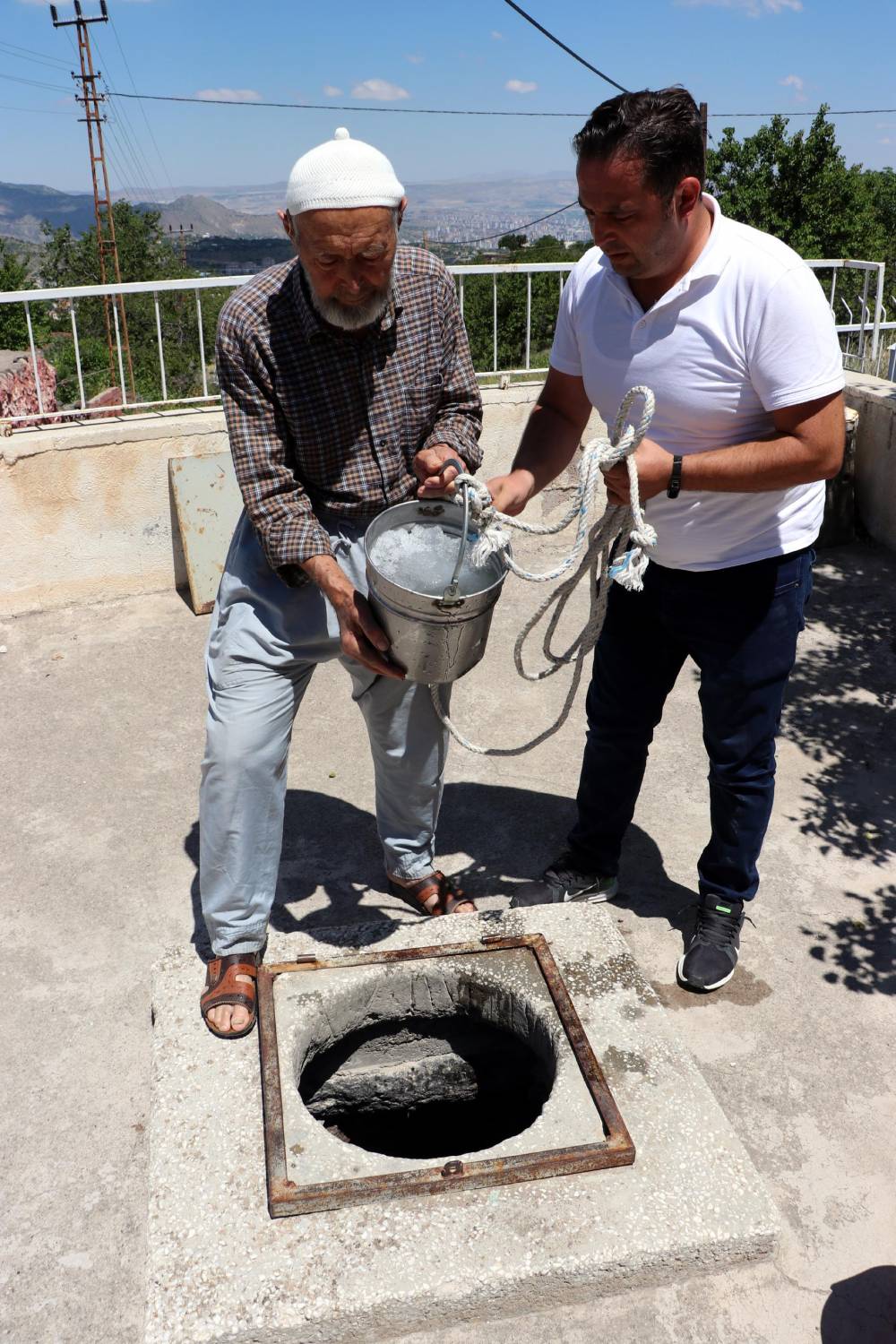 Buzdolabının yerini kar suyu aldı 5