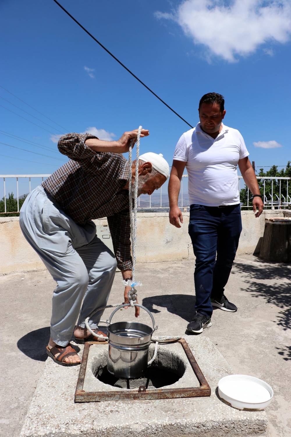 Buzdolabının yerini kar suyu aldı 8