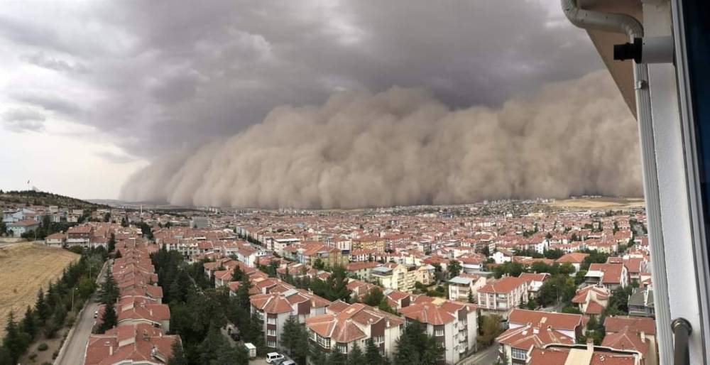 Ankara Polatlı'da inanılmaz görüntüler! Kum fırtınası bir anda şehri yuttu 4