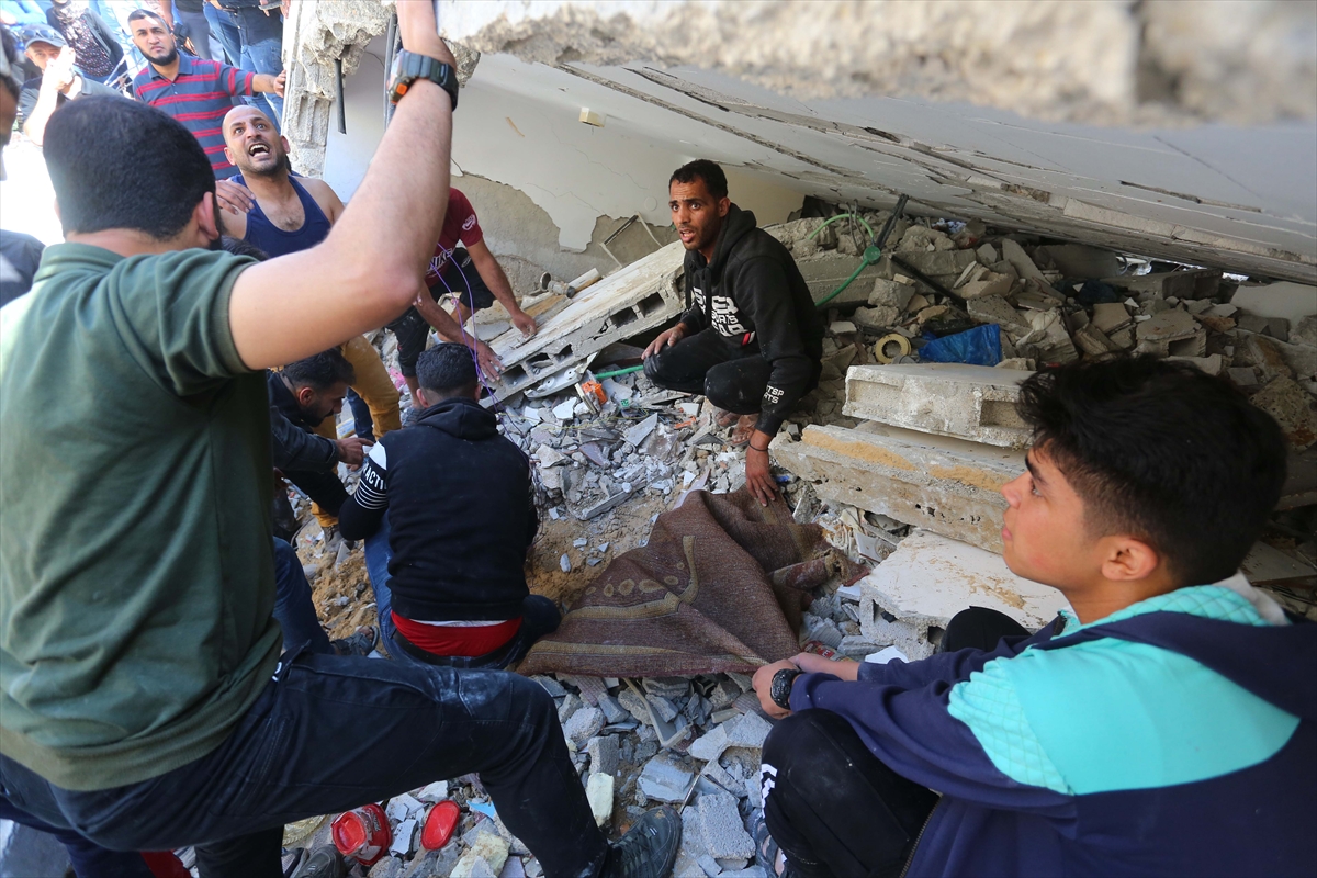 İsrail vuruyor dünya seyrediyor. Gazze’de 41’i çocuk, 145 kişi öldü 4