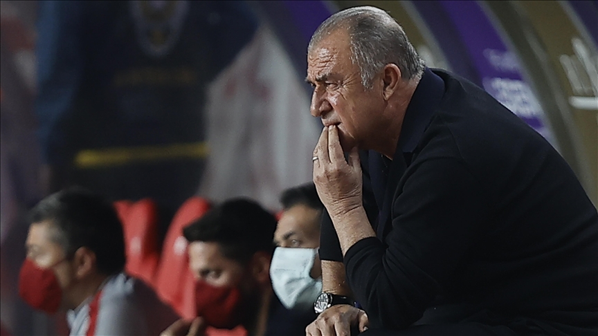 Cengiz 'Ben çalışmam' dedi Fatih Terim'e 3 teklif geldi! 5