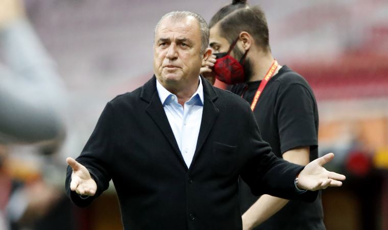 Cengiz 'Ben çalışmam' dedi Fatih Terim'e 3 teklif geldi! 3