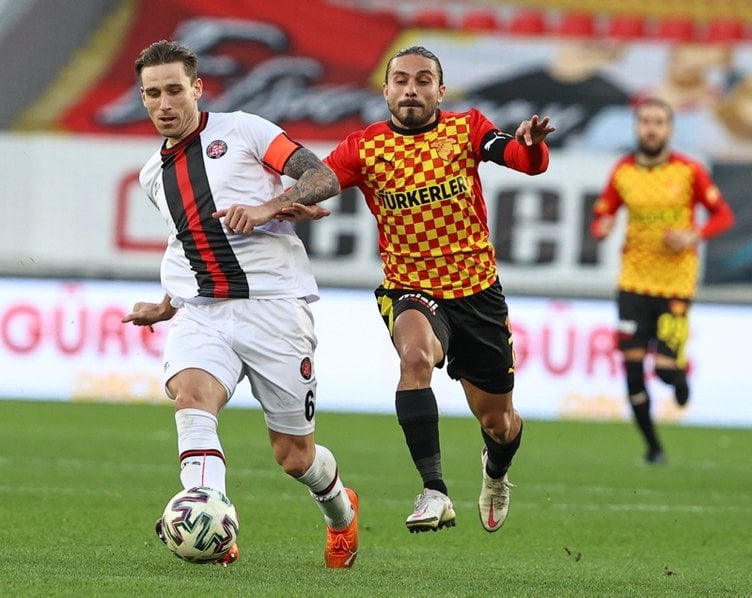 Fenerbahçe çok hızlı başladı! Biglia'dan sonra 8 transfer daha 5