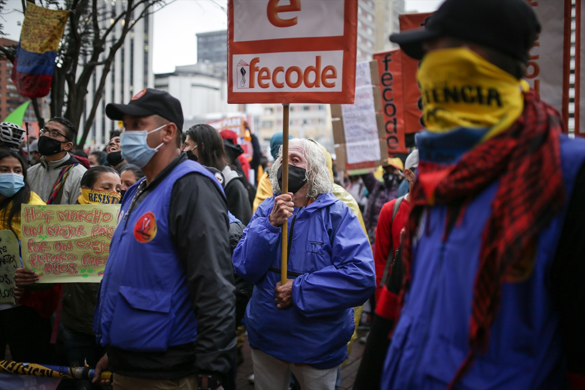 Kolombiya’da vergi reformu için protestolar sürüyor 25