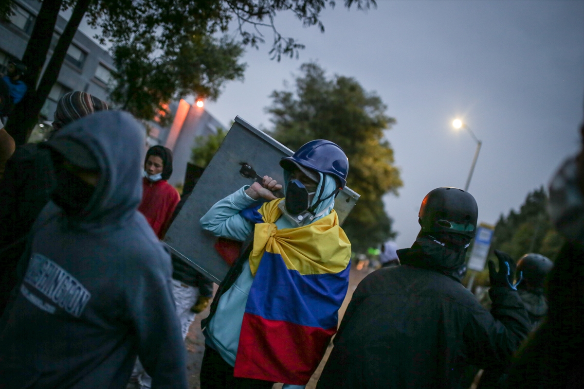 Kolombiya’da vergi reformu için protestolar sürüyor 8