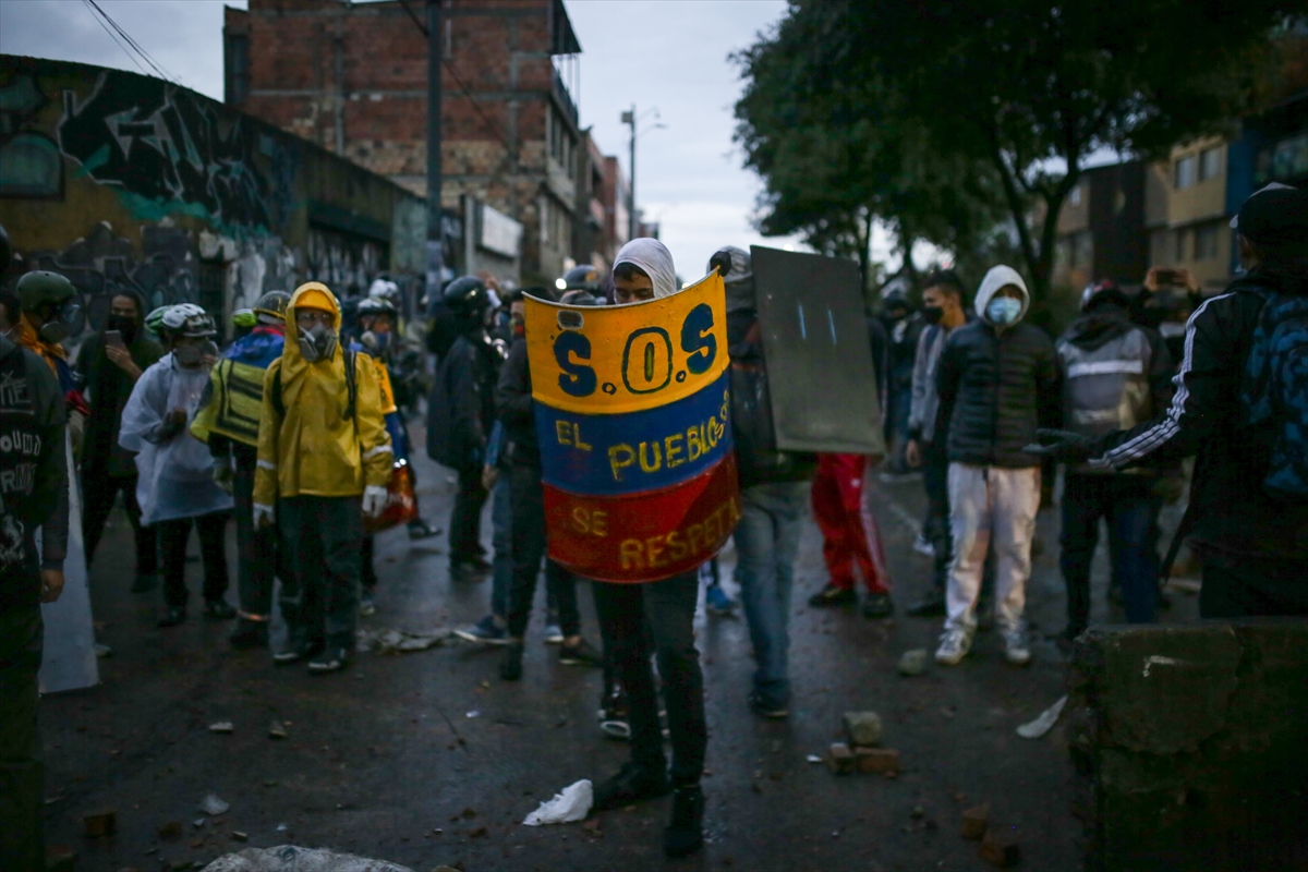 Kolombiya’da vergi reformu için protestolar sürüyor 1
