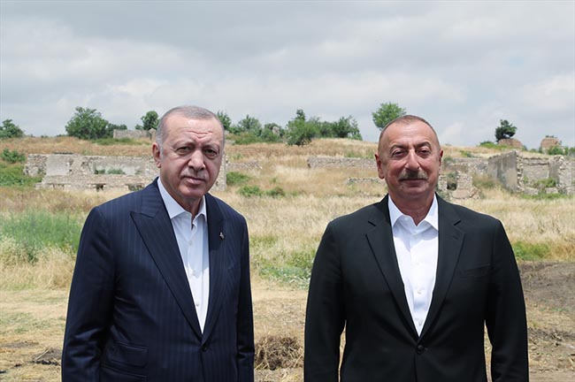 Erdoğan'dan Şuşa'ya tarihi ziyaret 8