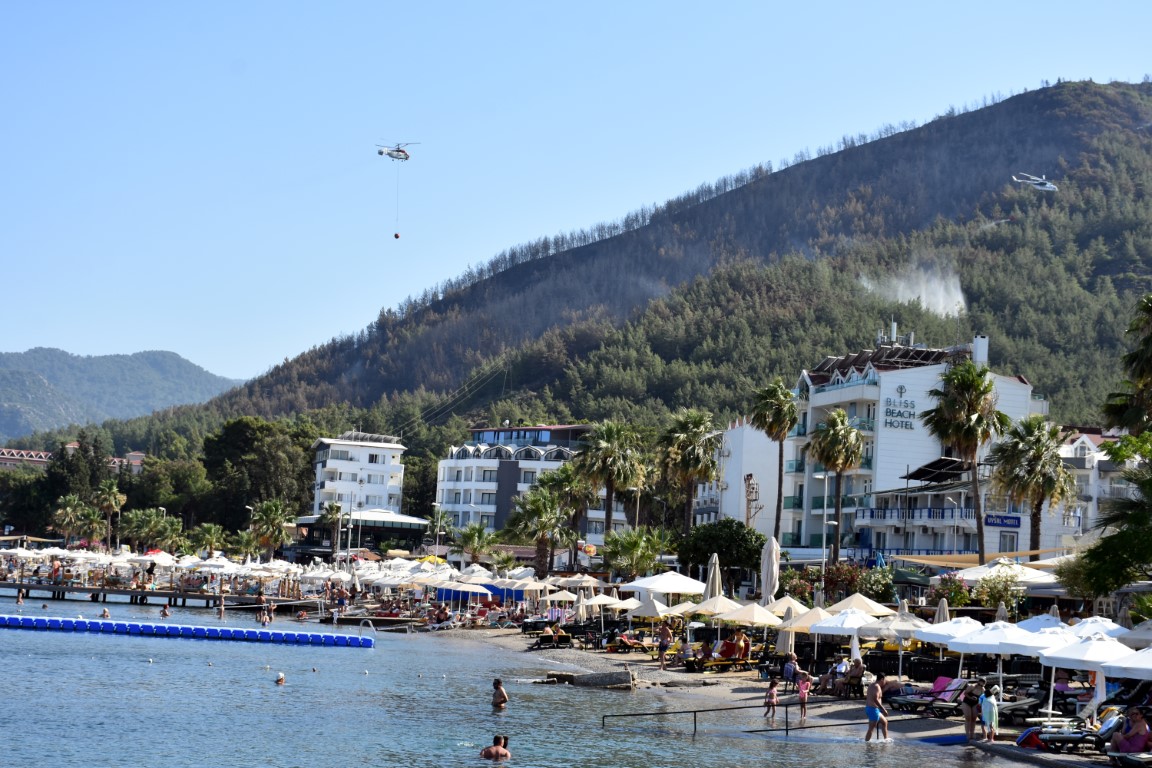 Bak şu işe! Marmaris'teki yangında otel yapılacak kadar ağaç yaktı 24