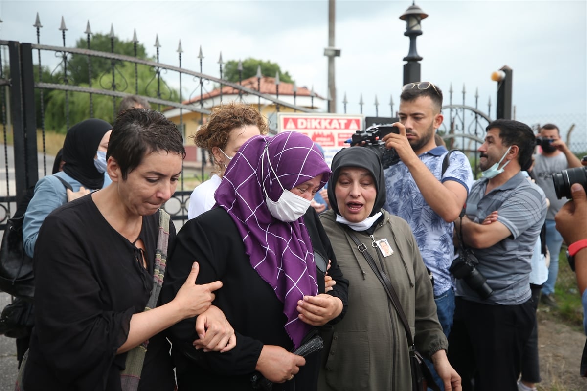 Havai fişek fabrikasındaki patlamada ölenler anıldı 11