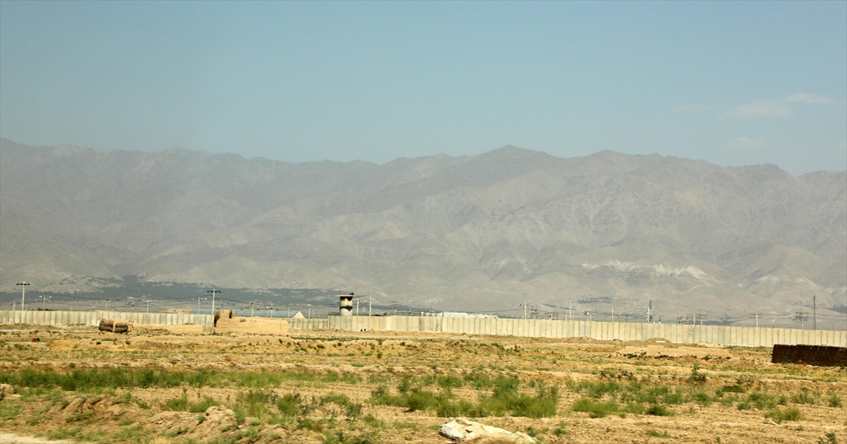 ABD Afganistan'daki en önemli üssü boşalttı 7