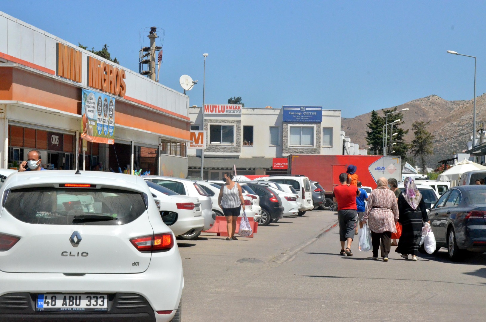 Bodrum'a 1 haftada 140 bin araç giriş yaptı 10