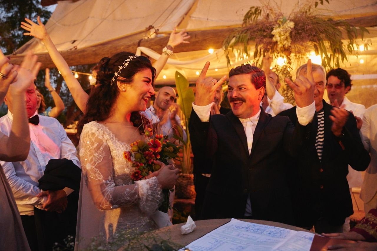 Ünlü fotoğrafçı Mehmet Turgut şahit ordusuyla evlendi 1