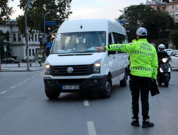 İstanbul'da okul servislerine polis denetimi 1