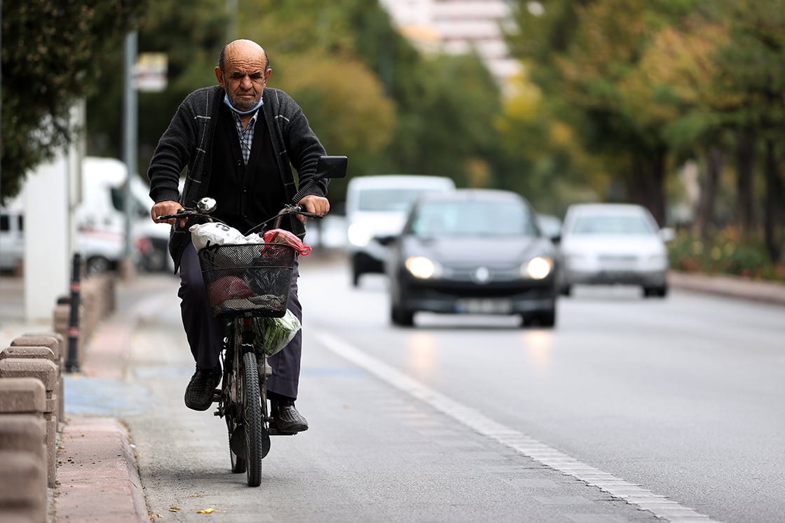 Bu şehirde 7'den 70'e herkes pedal çeviriyor 11