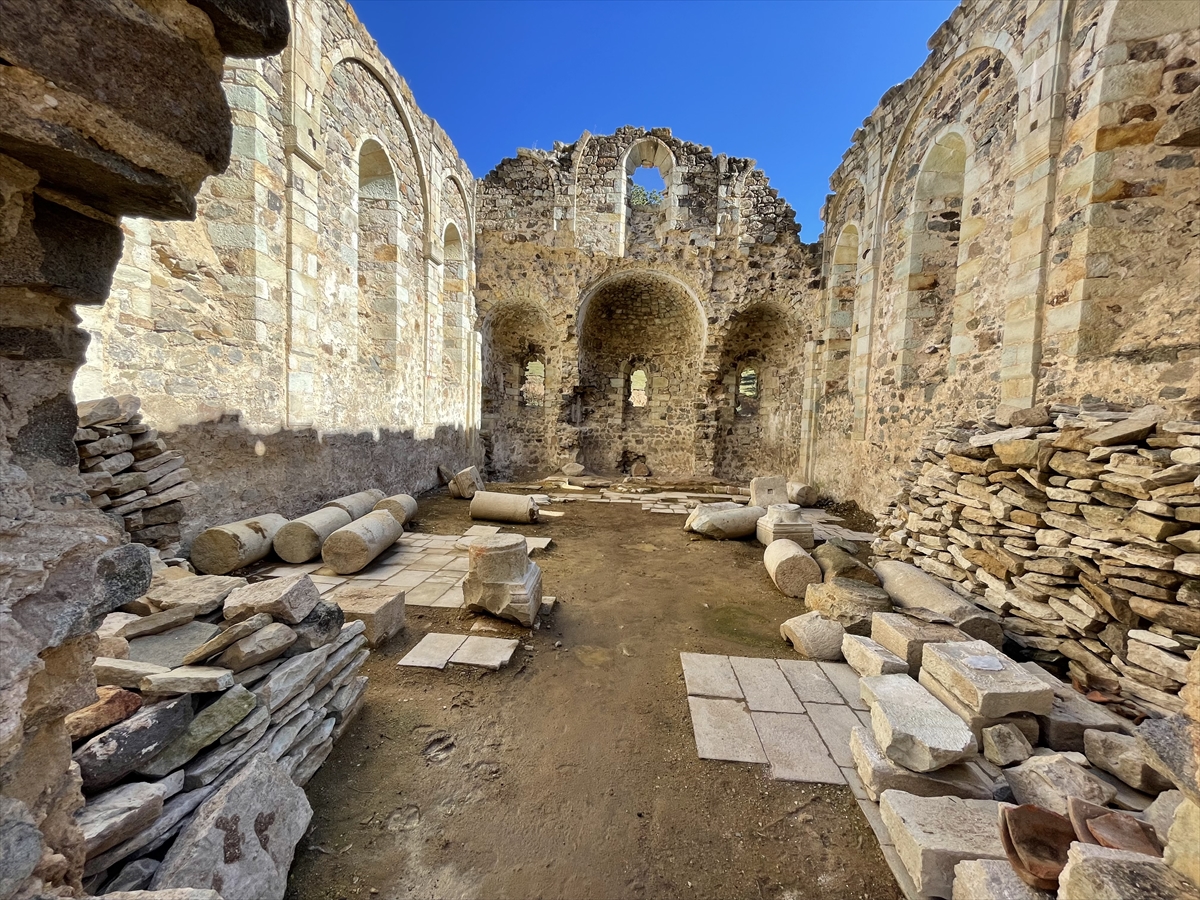Şah Yolu'ndaki tarihi kilise restore ediliyor 2