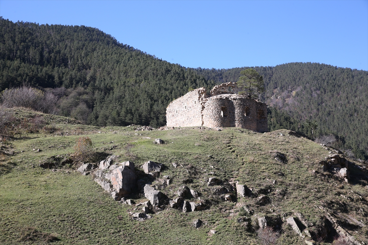 Şah Yolu'ndaki tarihi kilise restore ediliyor 4