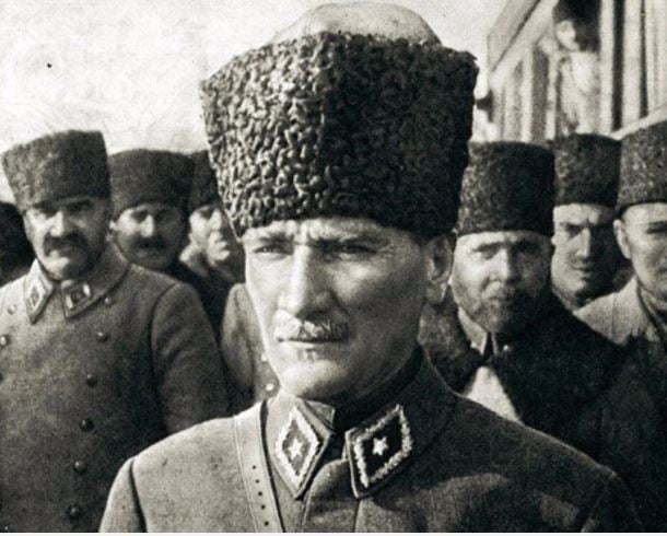 Atatürk’ün günümüzde bile yolumuzu aydınlatan 10 sözü 2