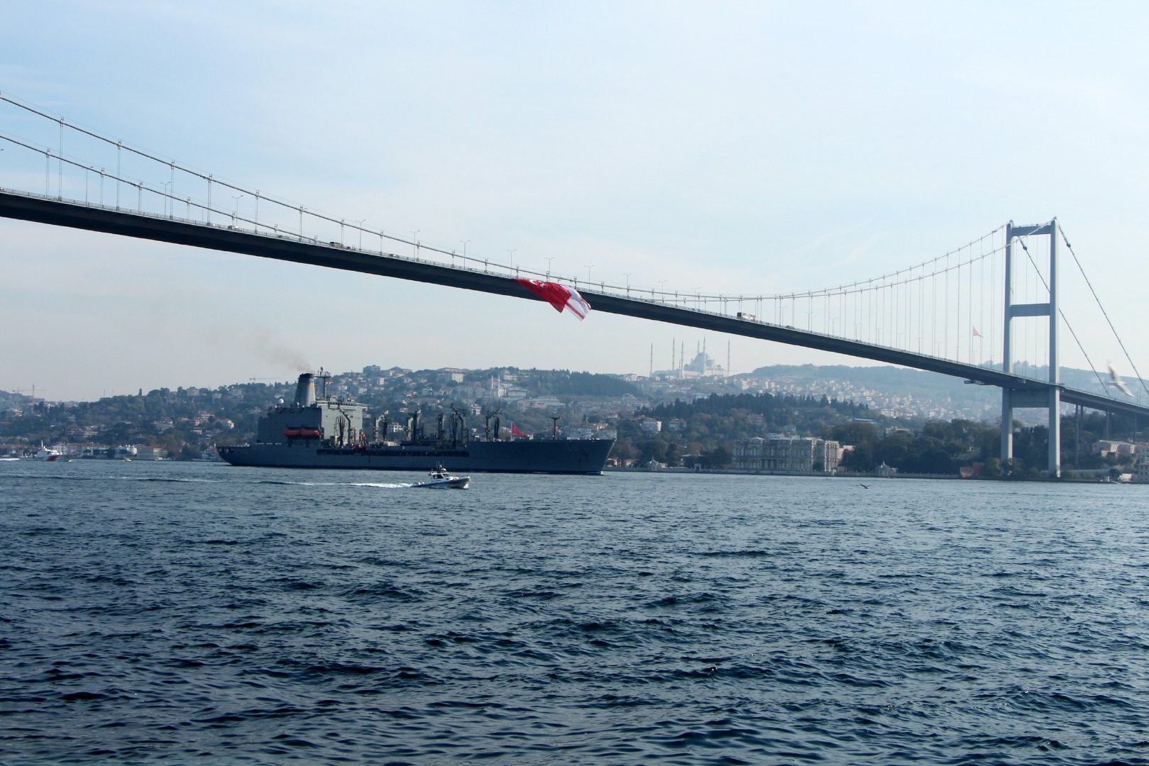 ABD Donanma Gemisi İstanbul Boğazı'ndan geçti 7