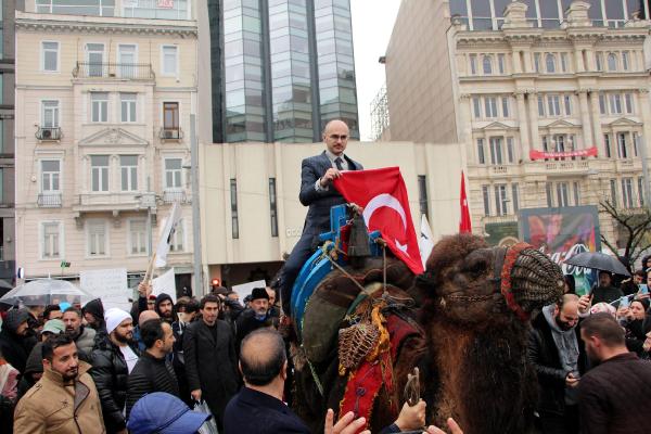 İstanbul'da develi protesto. Görenler gözlerine inanamadı 8