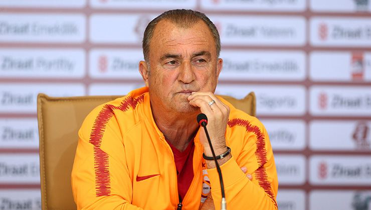 Terim sürekli alın diyor! Galatasaray'dan 2 transfer birden 5