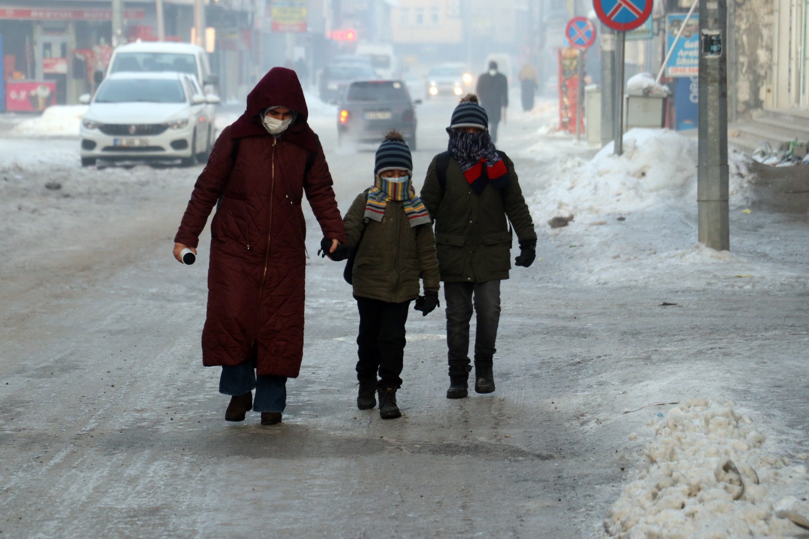 Türkiye'nin en soğuk ili Ağrı'da gece termometreler eksi 32 dereceyi gösterdi 6