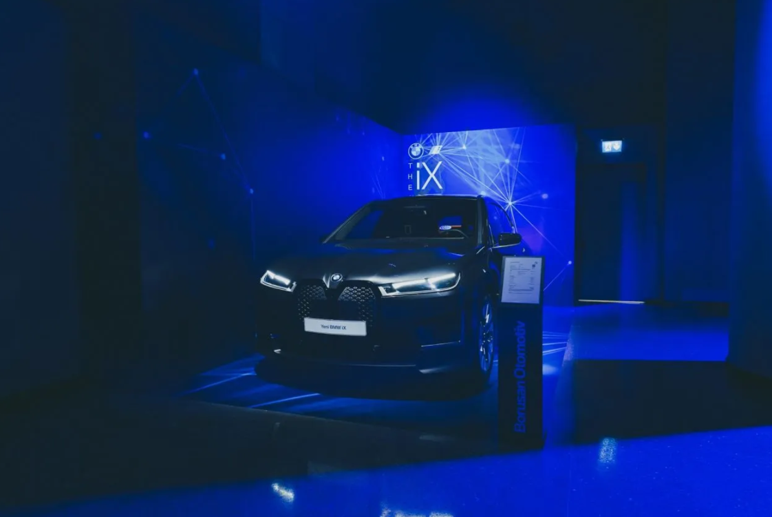 Yeni BMW i4 Türkiye’de gösterildi! 2