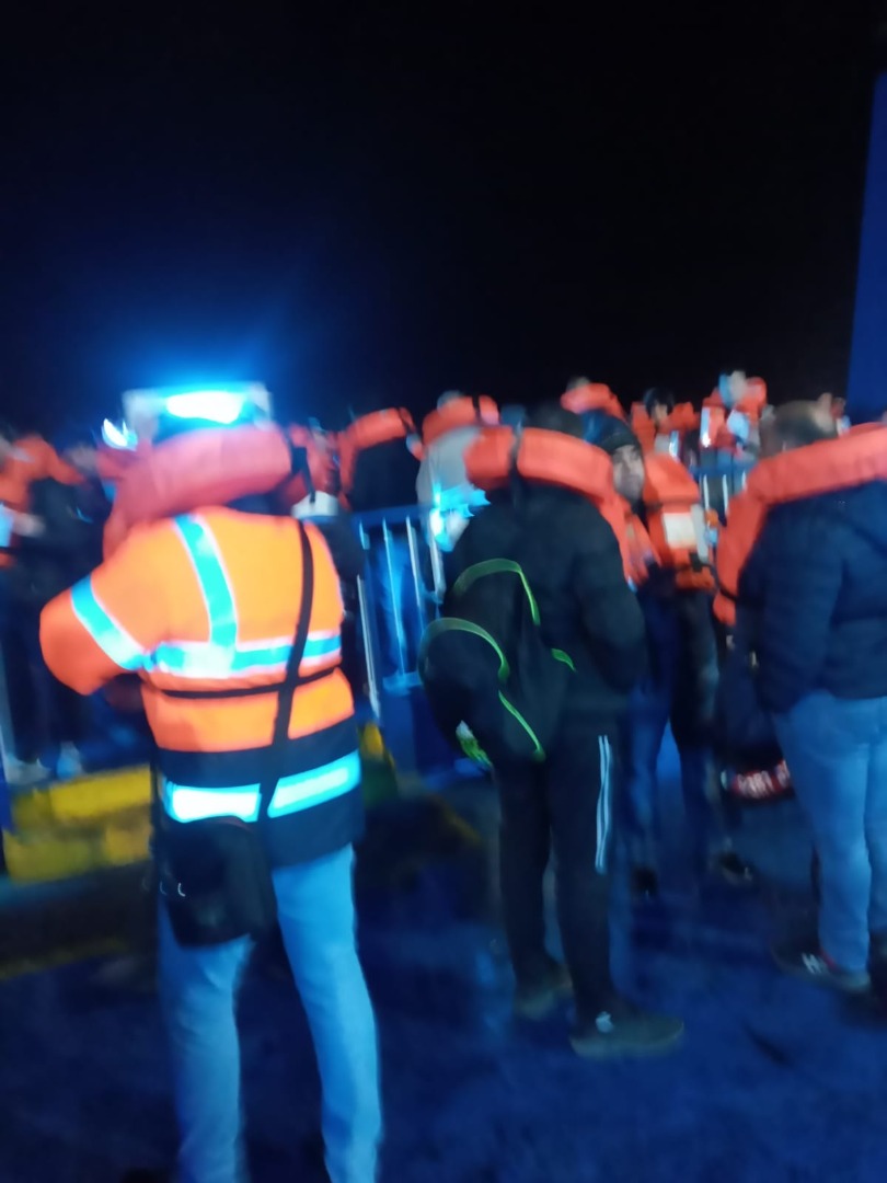 Yunanistan'da 288 yolcu taşıyan gemide yangın çıkmıştı. Yanan gemideki Türk vatandaşlarından haber var 7