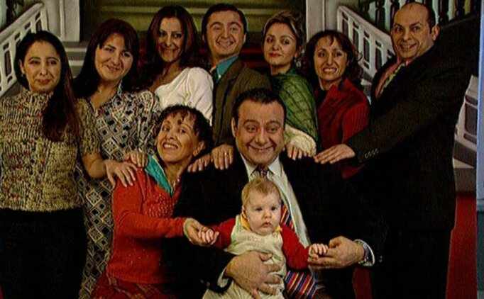 Yayınlandıkları dönem herkesi televizyona kilitleyen 15 nostaljik Türk dizisi 8