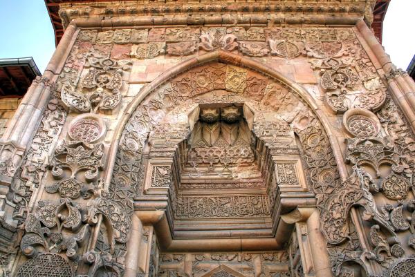 Divriği Ulu Cami'nin restorasyonu yeniden başlıyor 4