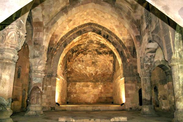 Divriği Ulu Cami'nin restorasyonu yeniden başlıyor 3