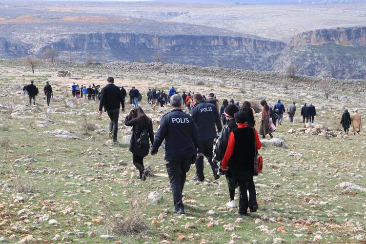 Halfeti Koku Festivali'nde 'Mezopotamya sümbülü' için 6 kilometre yürüdüler 12