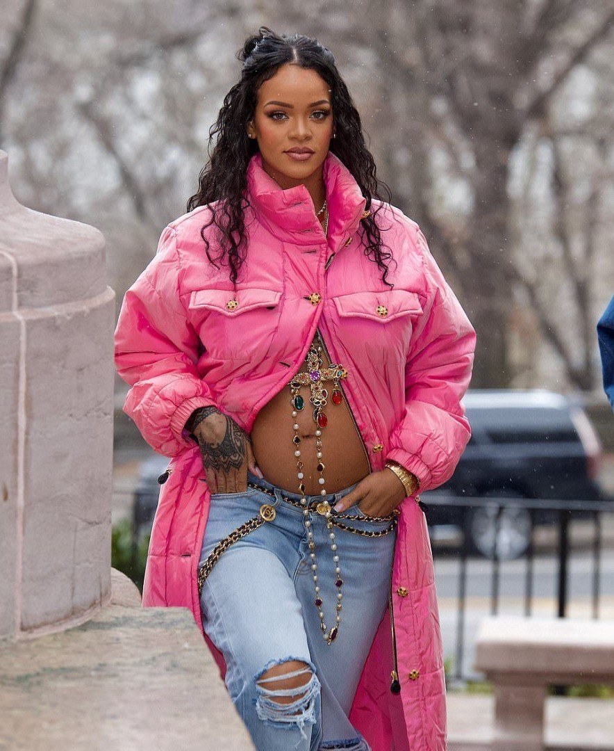 Fulya Zenginer’in hamilelik pozu olay oldu! ‘Rihanna’ya özendi’ dediler 12
