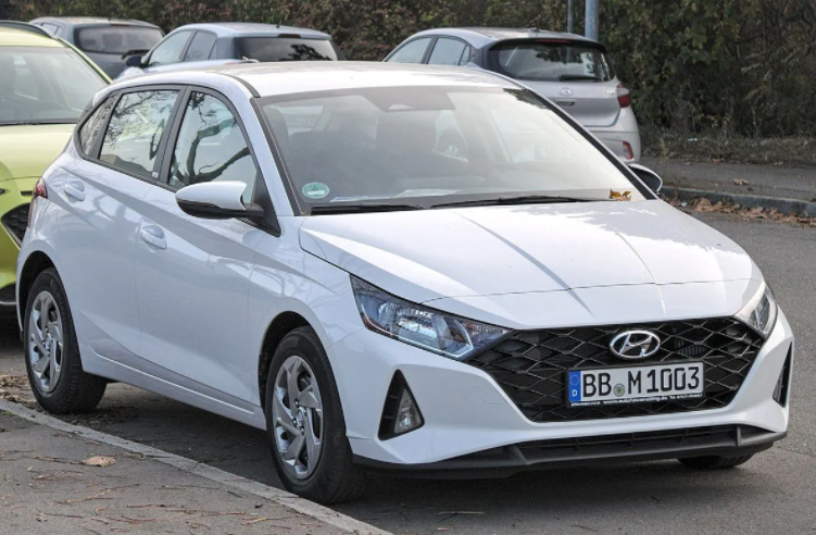 Hyundai'nin bu modelinde sürpriz fiyatlar açıklandı 11