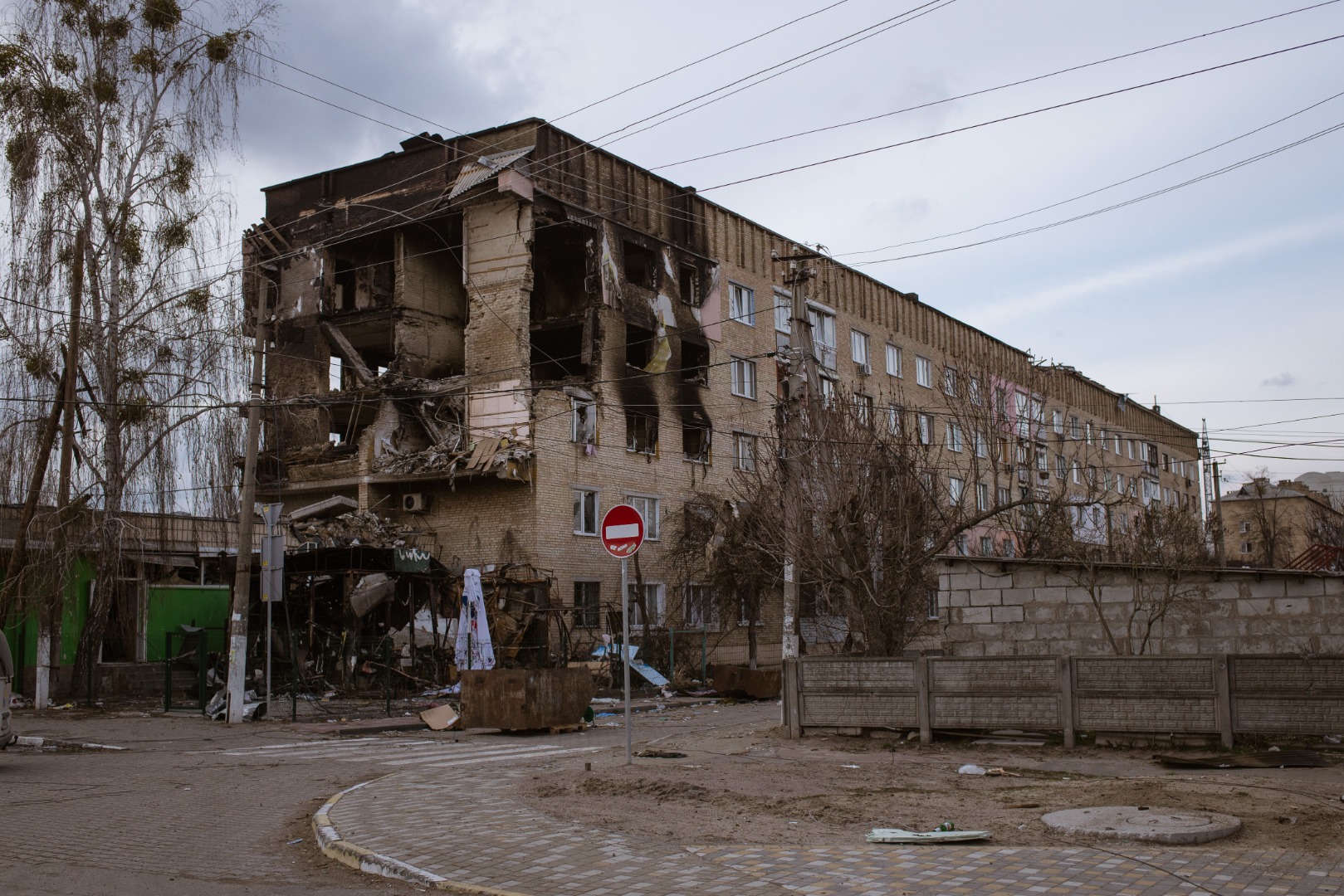 Ukrayna Hostomel'de kan donduran görüntüler 21