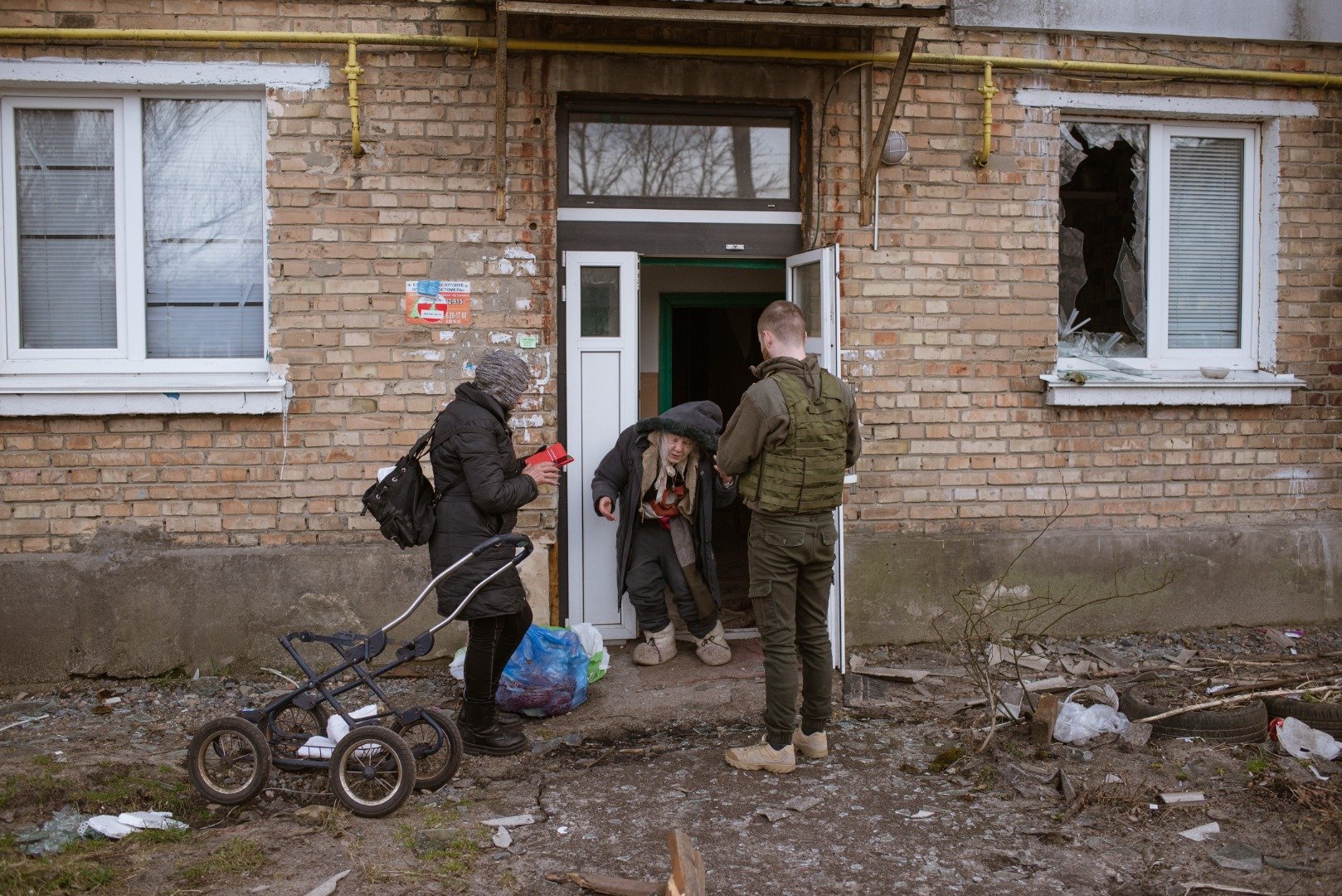 Ukrayna Hostomel'de kan donduran görüntüler 19