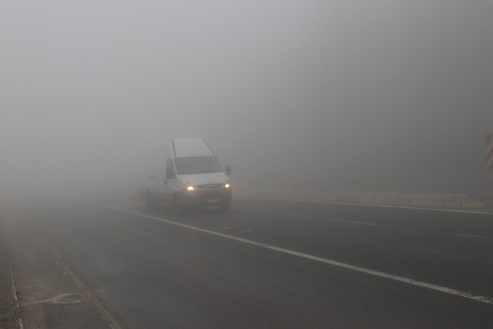 Bolu Dağı'nda etkili olan sis ulaşımı olumsuz etkiliyor 1