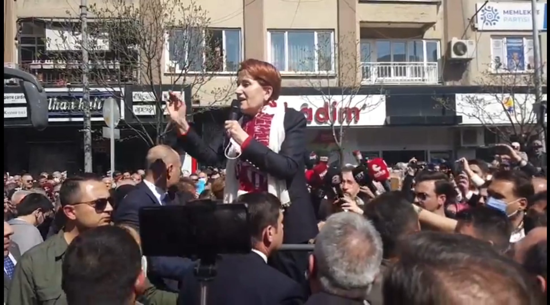 Bursa’da Meral Akşener rüzgarı 6