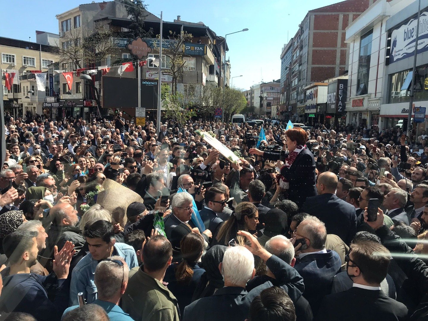 Bursa’da Meral Akşener rüzgarı 5