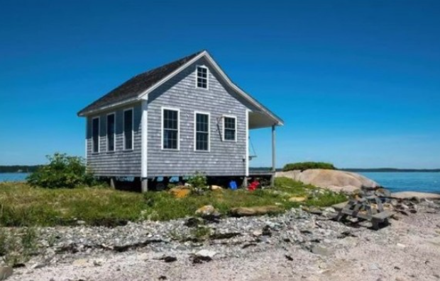 Dünyanın en yalnız evi satışa çıkarıldı. Fiyatı dudak uçuklattı 4